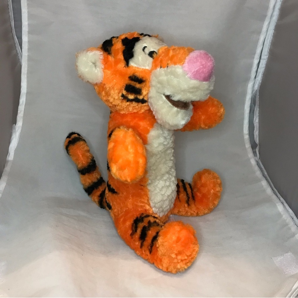 Tokyo Disney Resort Tigger Tiger Plush from Winnie The Pooh USED Toy 9" tall